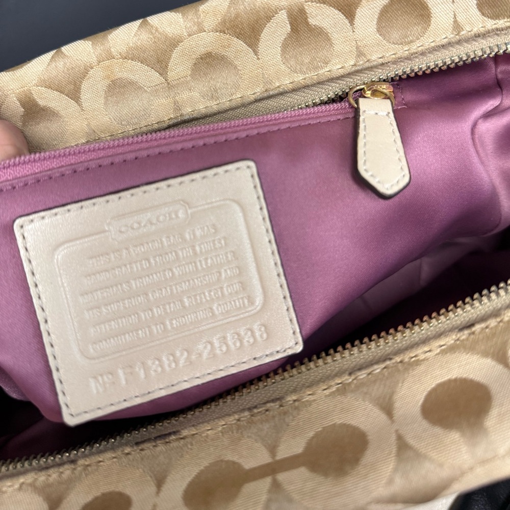 Coach 25638 Madison Madeline White and Gold Canvas Shoulder Bag - Picture 5 of 9